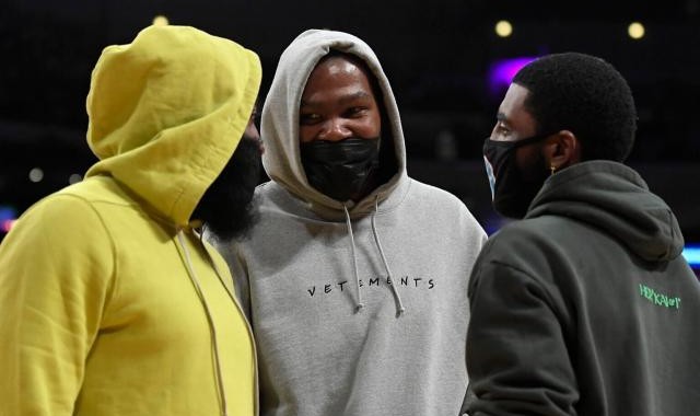 体育新闻-湖网隐患太多终折戟？TA名记：其他球队更可能夺冠