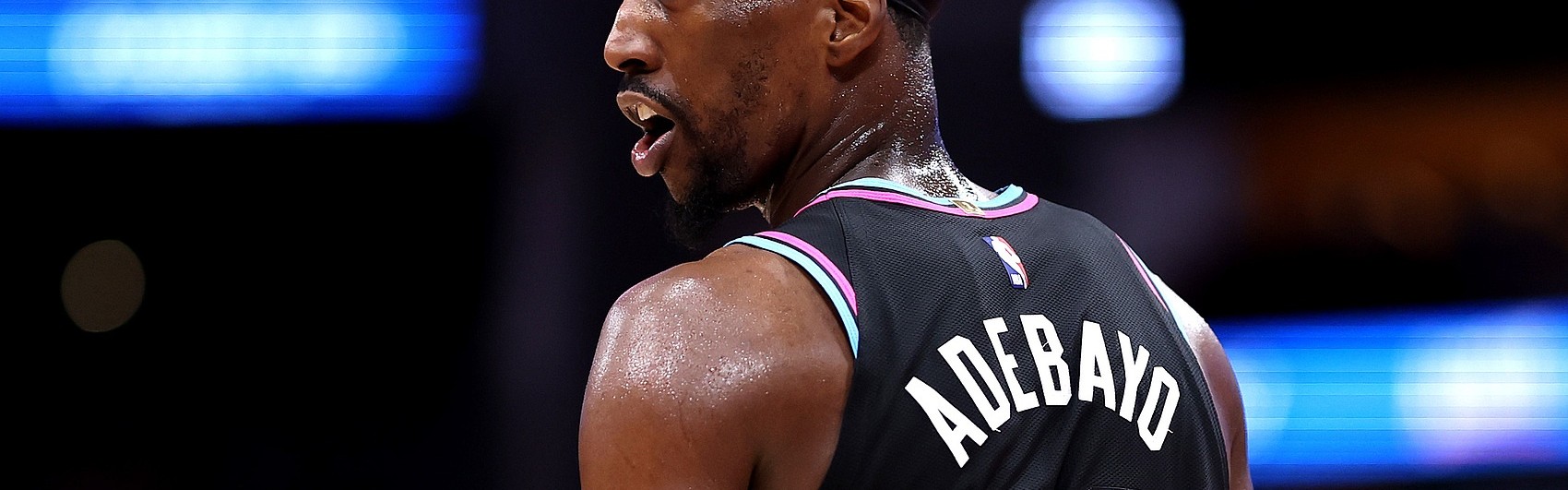 体育互动体验-赛季场均20+10！阿德巴约：努力得到了回报 这又是一个里程碑